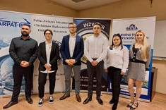 Laureaci oraz autorzy wyróżnionych prac w XIV edycji konkursu na najlepszą pracę magisterską na kierunku budownictwo.