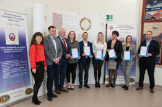 Laureaci i promotorzy nagrodzonych prac