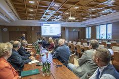 Wystąpienie prof. dr. hab. inż. Marka Gosztyły podczas zebrania pracowników wchodzących w skład Rady Naukowej oraz Zespołu Organizacyjnego ds. Utworzenia Muzeum Politechniki Rzeszowskiej