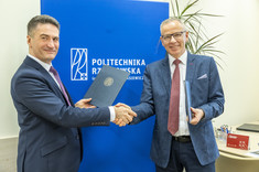 Od lewej: mgr Piotr Kuchta, dr hab. inż. Lesław Gniewek, prof. PRz, fot. Beata Motyka