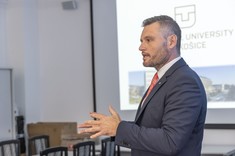 Wystąpienie prof. Petera Mésároša - dziekana Wydziału Budownictwa Uniwersytetu Technicznego w Koszycach, fot. B. Motyka