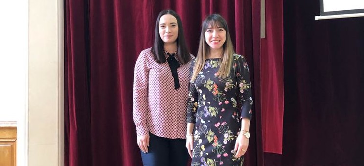 Od lewej: dr inż. Andżelika Domoń, dr inż. Agata Skwarczyńska-Wojsa.