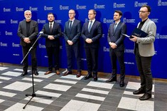 Konferencja prasowa podczas wydarzenia pn. „Innowacyjne technologie w zarządzaniu infrastrukturą komunikacyjną”