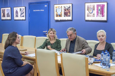 Obrady Sądu Konkursowego Konkursu „Detal w Architekturze”, od lewej: mgr inż. arch. Marta Jakowska, mgr Beata Motyka, mgr inż. arch. Jerzy Sepioł, dr inż. arch. Beata Walicka-Góral.