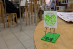 Statuetka zaprojektowania i wykonana przez członków Wydziałowego Samorządu Studenckiego WBIŚiA Huberta Leszczyńskiego oraz Jakuba Skierskiego