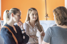 Uczestnicy konferencji, na zdjęciu m.in. mgr Ewa Jaracz, dr inż. arch. Joanna Dudek, fot. mgr Beata Motyka