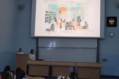 Prezentacja "Projektu czytelni filii nr.11 w Rzeszowie" przez studentki należące do Koła Architektonicznego ZARYS.