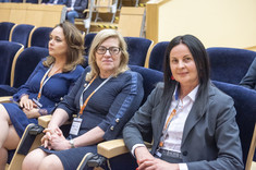 Przedstawicielki władz samorządowych z wiceprezydent Rzeszowa J. Kaźmierczak (pośrodku), fot. B. Motyka