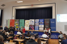 Otwarcie okręgowych eliminacji XXXVI Olimpiady Wiedzy i Umiejętrności Budowlanych - przemawia prof. dr hab. inż. Lech Lichołai - Dziekan WBIŚiA