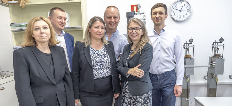 From the left: A. Sikora, BEng, Arch, PhD, G. Oleniacz, BEng, PhD, W. Kokoszka, BEng, PhD, A. Duda, BEng, PhD, I. Skrzypczak, Assoc. Prof., D. Ożóg, MSc, BEng.  fot. B. Motyka