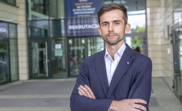 Dr inż. Mateusz Szarata (Katedra Dróg i Mostów)